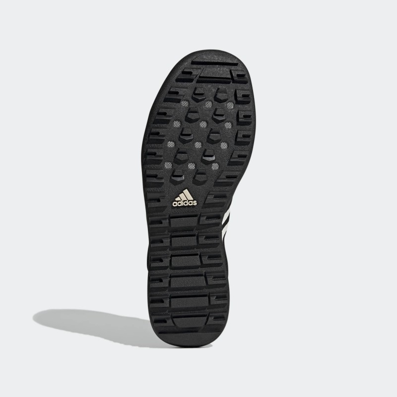 Adidas TERREX Scarpe da hiking Terrex Climacool Daroga Two 13 Core Black Chalk White Core Black MATIS SPORT OUTDOOR Tutto per la montagna l alpinismo e l outdoor