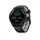 GARMIN Forerunner® 265 Lunetta e cassa nera con cinturino in silicone nero/grigio polvere