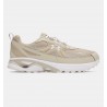 UNDER ARMOUR UA Apparition Tech Scarpe unisex Khaki Base / City Khaki / Summit White
